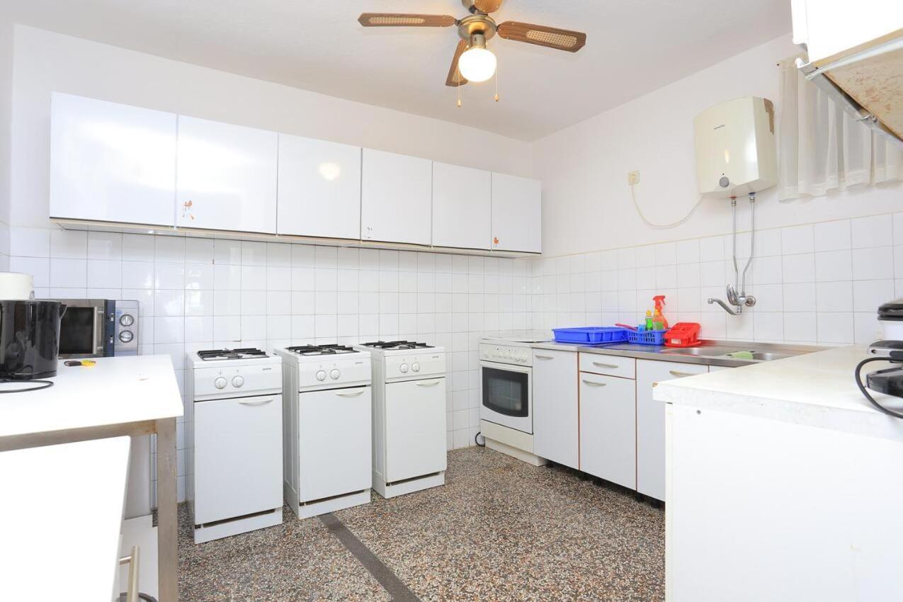 Apartments&rooms with parking space Tucepi, Makarska - 5263 Exteriör bild