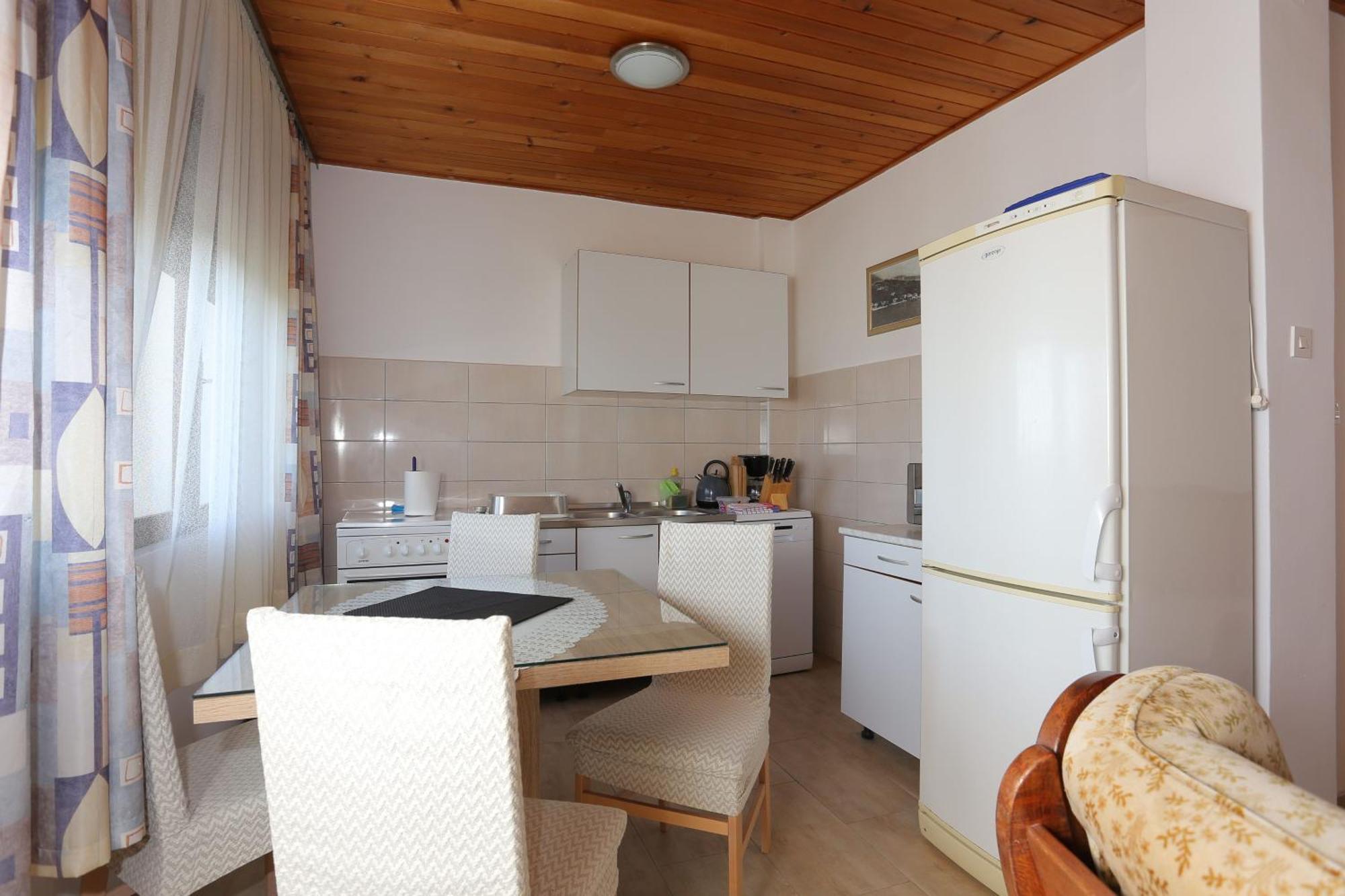 Apartments&rooms with parking space Tucepi, Makarska - 5263 Exteriör bild